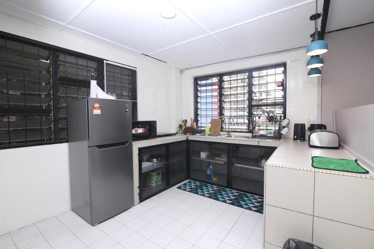 Spot On 90141 Threehouse Bed & Breakfast Kuching Bagian luar foto
