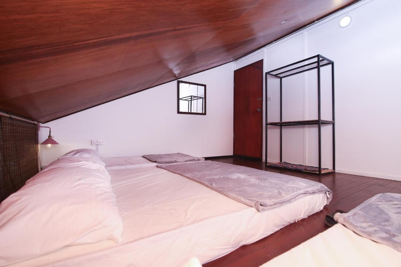 Spot On 90141 Threehouse Bed & Breakfast Kuching Bagian luar foto