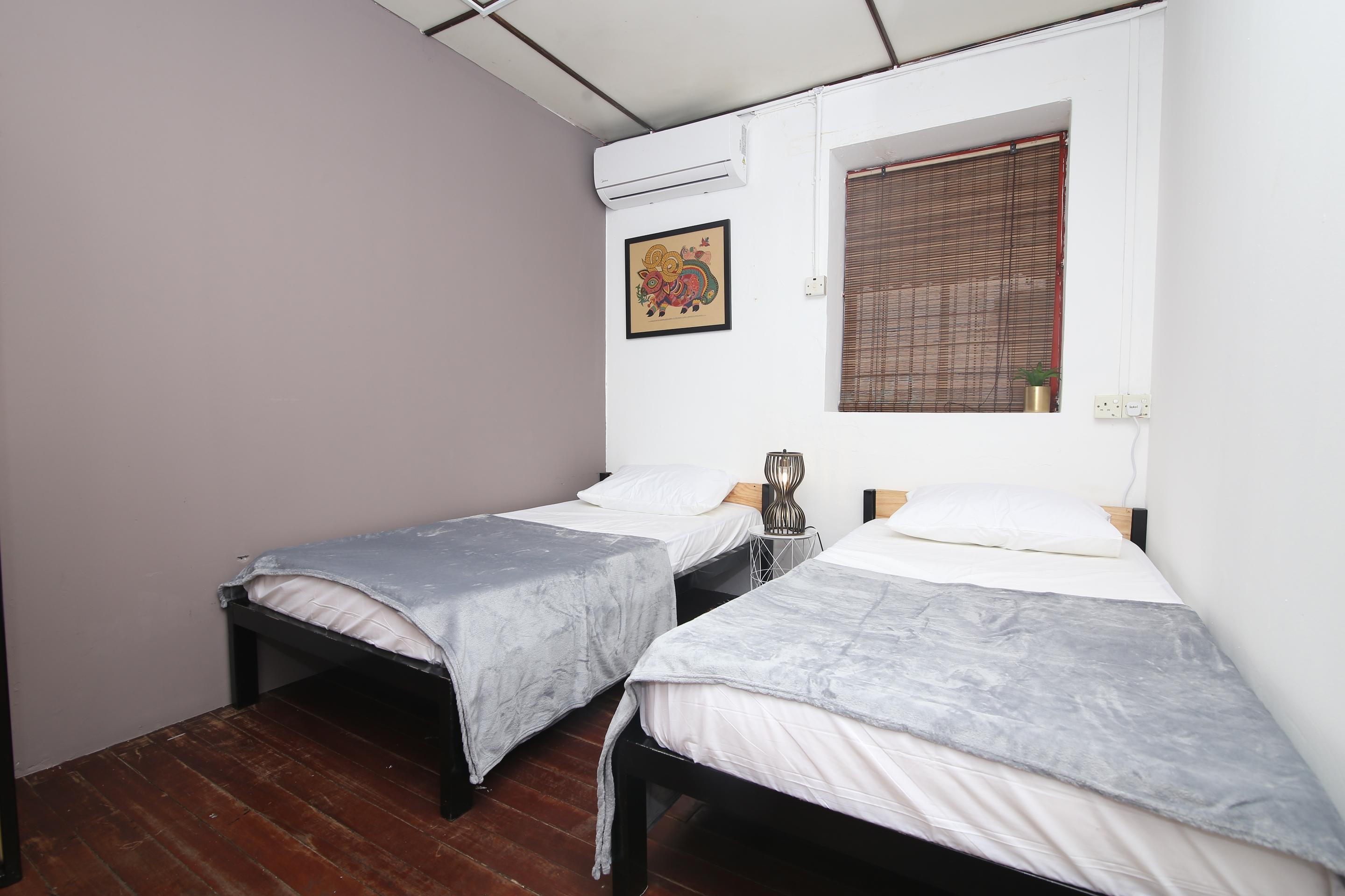 Spot On 90141 Threehouse Bed & Breakfast Kuching Bagian luar foto